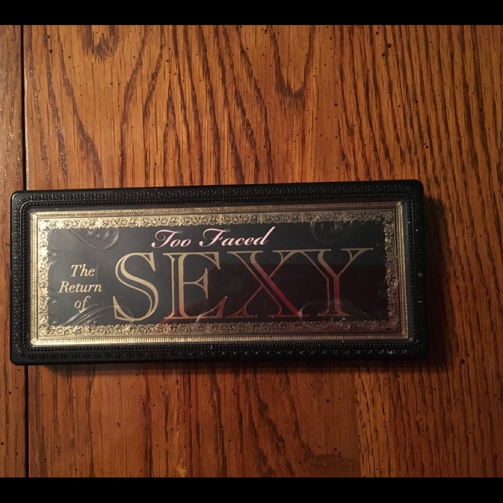 Too faced The Return of Sexy Pallet
